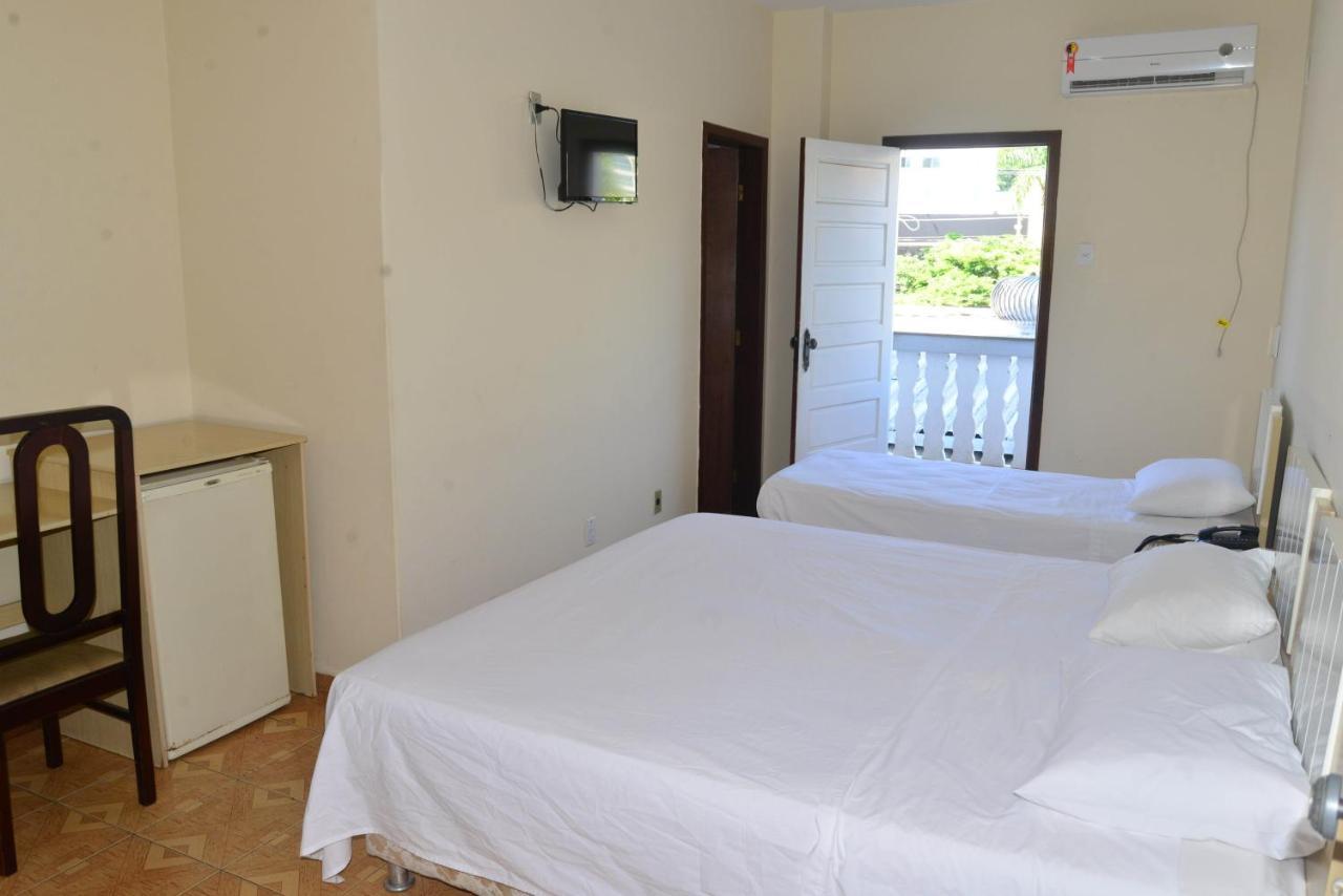 Hotel D' Lucca Uba Bagian luar foto